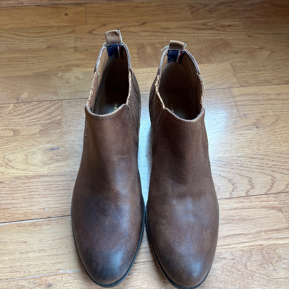 Tommy Hilfiger boots